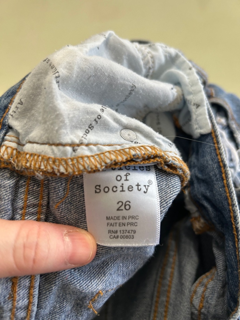 Articles of Society Distressed Light Blue Denim Shorts Size 26 - Picture 4 of 7